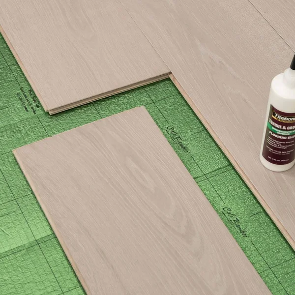 Cali Hardwoods Meritage New World Oak 9-1/2-in Wide x 3/5-in Thick Wirebrushed Engineered Hardwood Flooring (34.1-sq ft) in Off