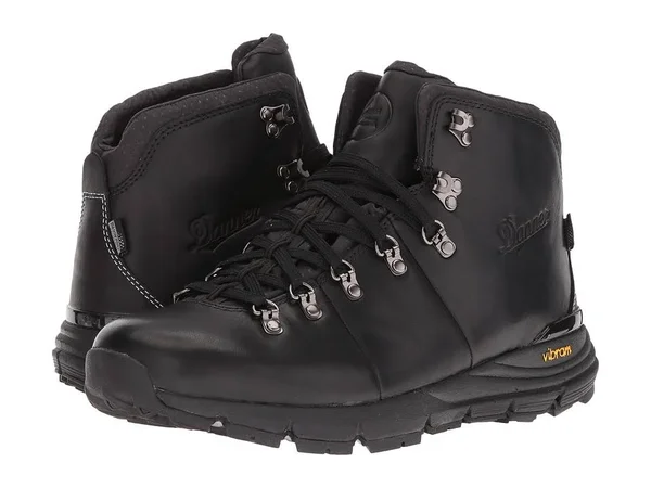 Danner Men's Mountain 600 4.5x22 Hiking Boot, Black