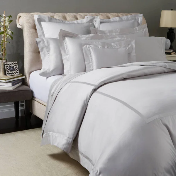 Matouk Nocturne - Full/Queen Duvet Cover - Bronze