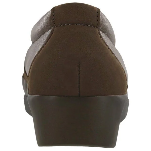 SAS Women's Dream Turf Coffee 11.5 Wide
