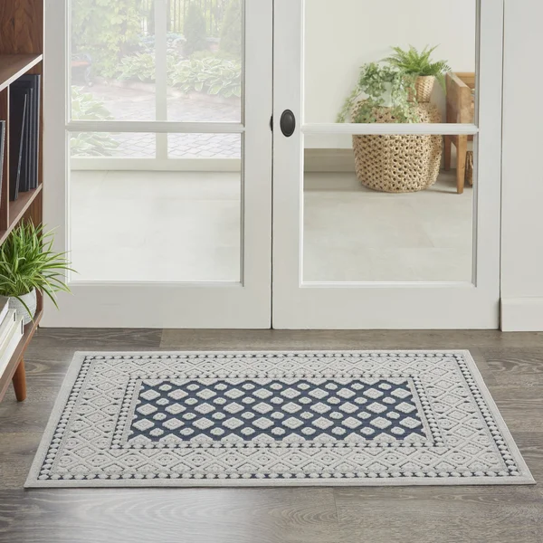 Nourison CLA02 Calobra LT Grey Area Rug- 4& x 6&