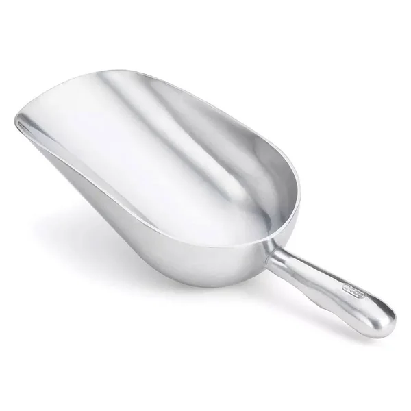 Tablecraft 85 oz. Aluminum 15-1/2x22 Ice Scoop - 12 Packs