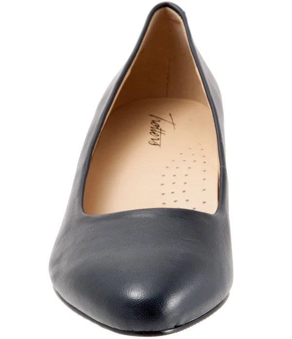 Trotters Kiera 7 Women's Black