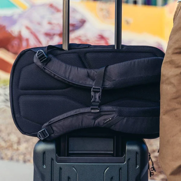 Gregory Border 18 Travel Pack Total Black, 18.5" x 11.25" x 6.25"