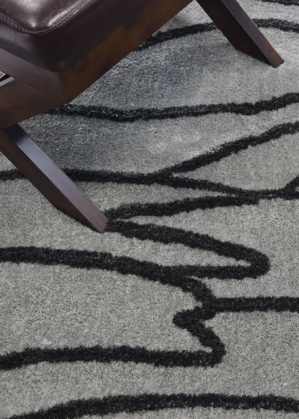 Dalyn Pesario PE3 Silver Area Rug 3&6x22x5&6x22