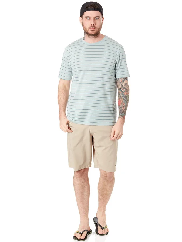 Oakley Men's Base Line Hybrid 21 Shorts - Khaki - 34/00