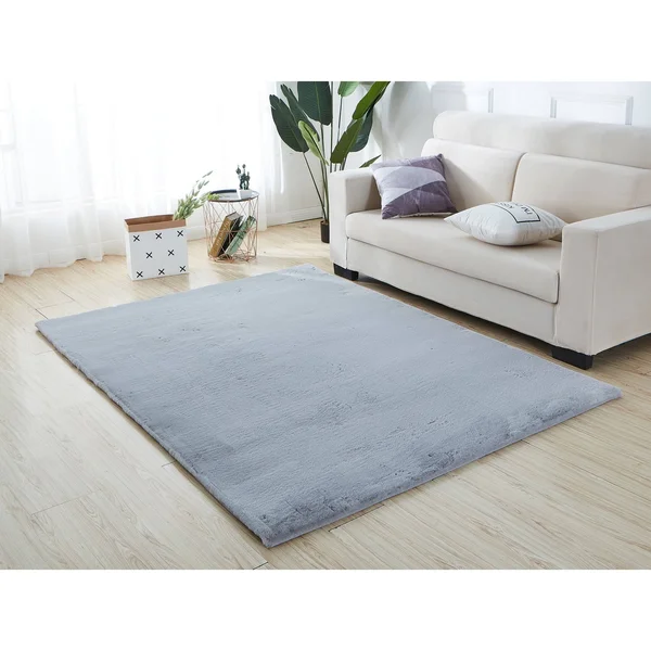 Amazing Rugs RSRGR1219-57 5 ft. 3 in. x 7 ft. 6 in. Lily Luxury Gray Chinchilla Faux Fur Rectangular Area Rug
