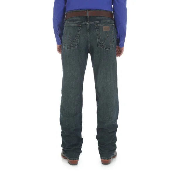 Wrangler Men's 20X 01 Competition Relaxed Fit Jean