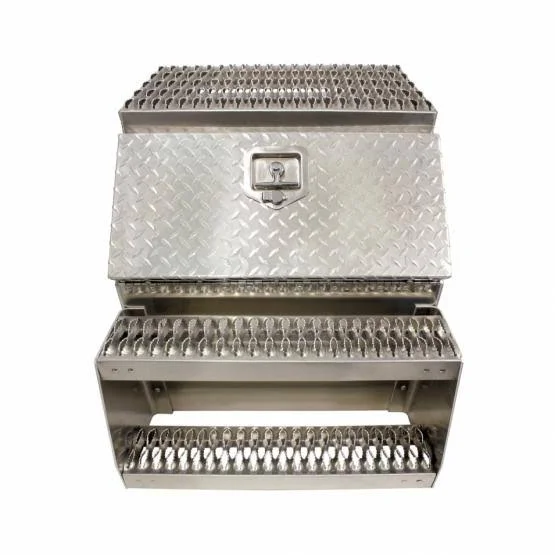 United Pacific 50202 - 24x22 Aluminum Step Saddle Box