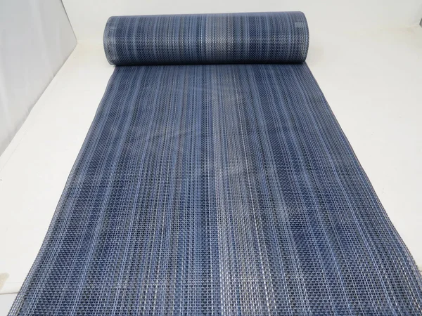 Chilewich Multi Stripe Table Runner - Chambray