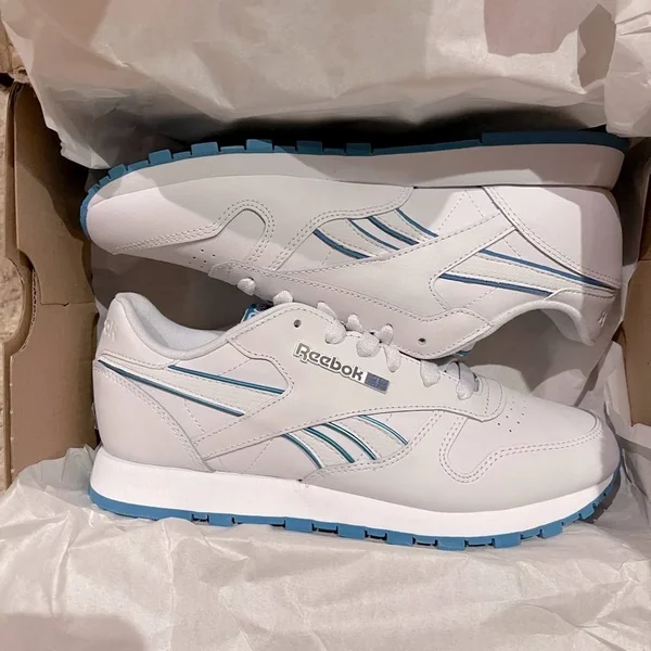 Reebok Women's Classic Leather Shoes Porcelain/White 8