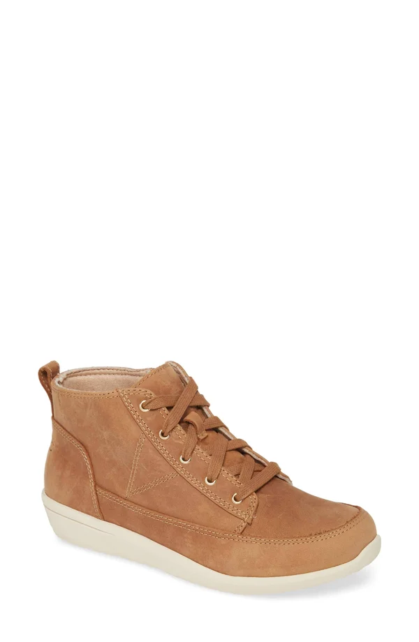 Vionic Shawna Women's Shoes Wheat : 6 W
