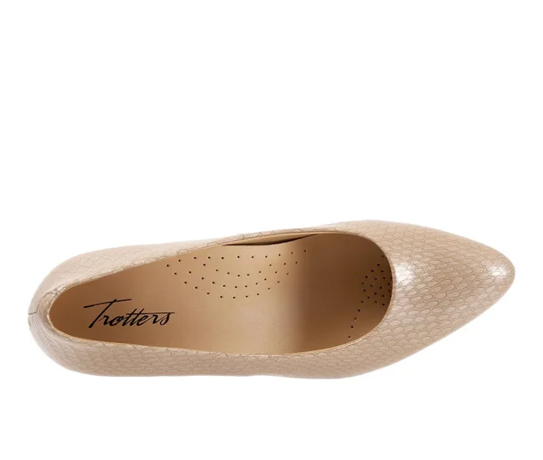 Trotters Women's Kari Pump, Size: 5, Taupe Snake Leather
