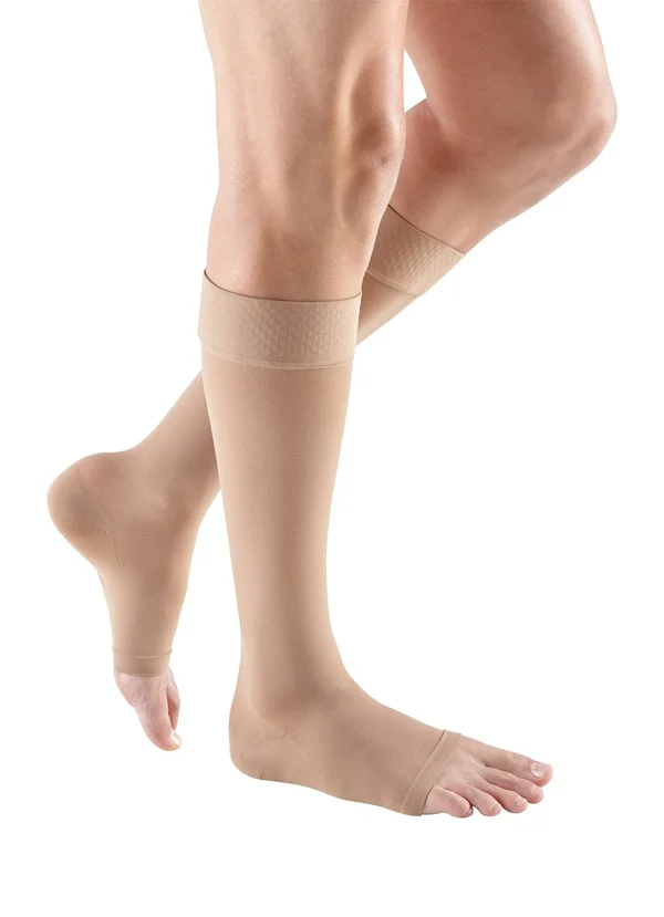 mediven - Plus, 30-40 mmHg, Knee High Extra Wide Calf Open Toe-Size II
