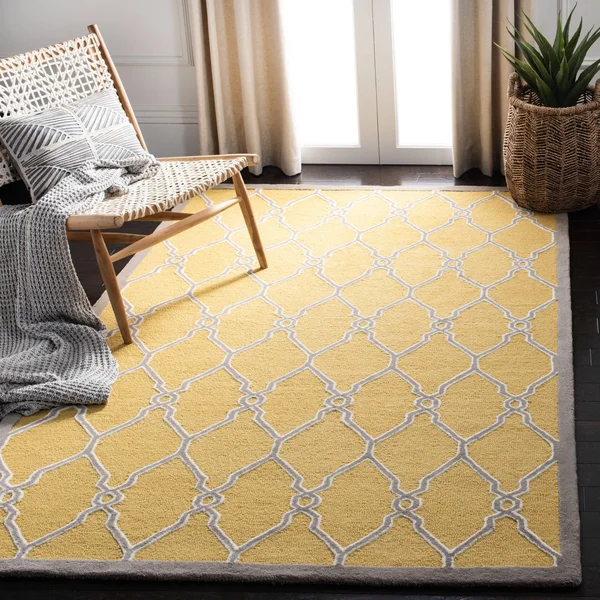 Safavieh Cambridge Gold, Ivory Area Rug; 5& x 8&