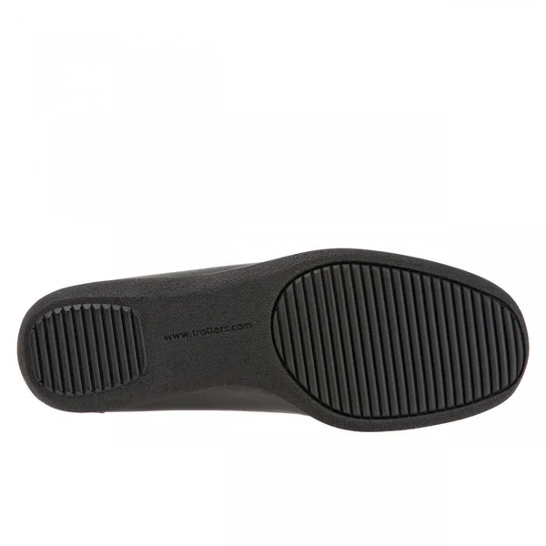 Women's Trotters Jenn Laser Slip-On - Size: 9.5, Black