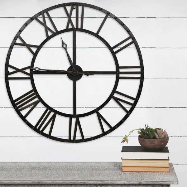 Pinnacle Analog Round Wall Clock in Black - 18FP1440E