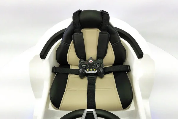 2017 Licensed Mercedes CLA45 AMG, Electric Kids Ride-On Car, Girls, 2-5 Years, MP3