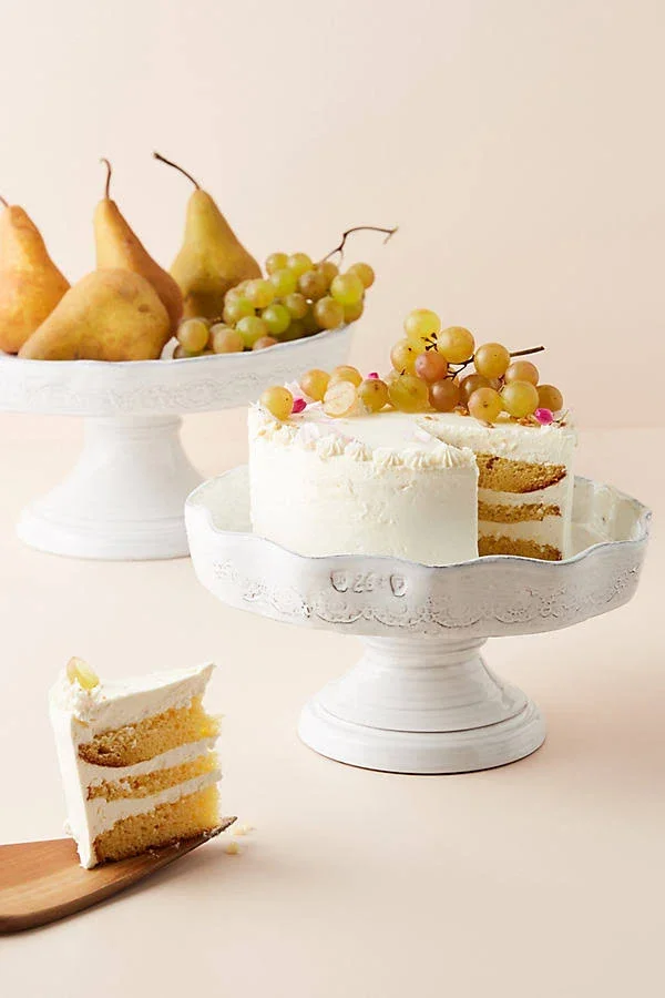 Glenna Cake Stand by Anthropologie in White Size S