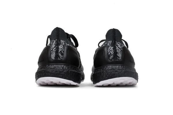 Adidas Ultra Boost Uncaged Black White - Size 9 Men