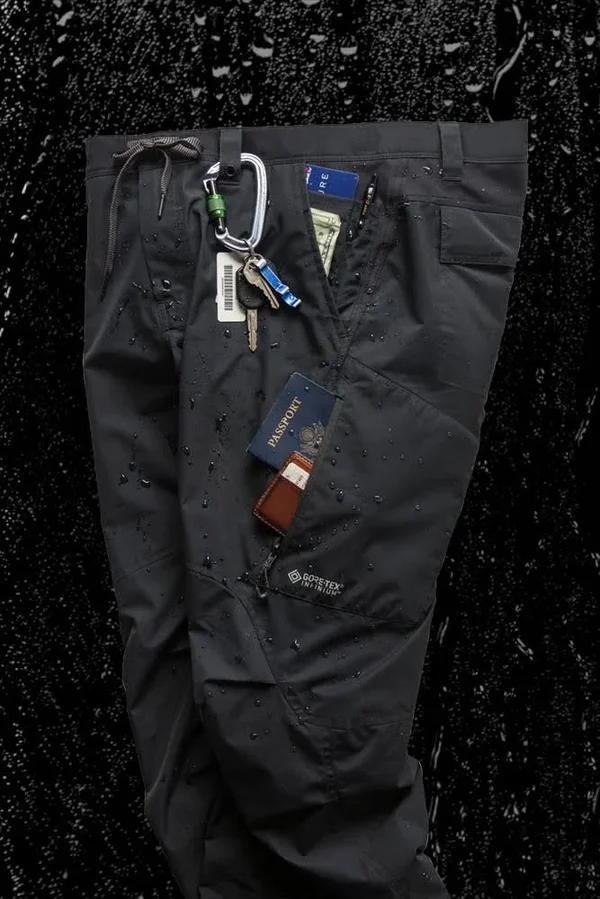 686 Men's Gore-Tex Infinium Anything Cargo Pant Black, 32