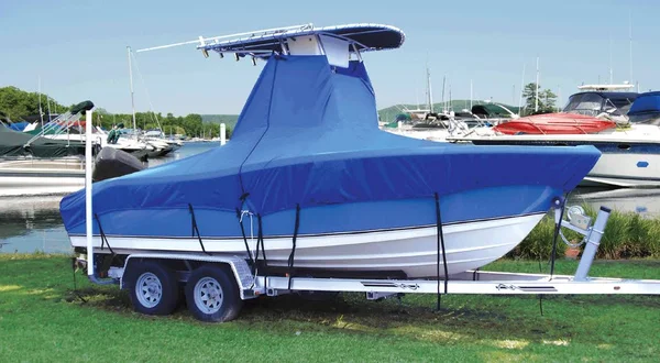 Taylor Made Cover for Boats with Fixed T-Tops and Bow Rails, 21&4x22 x 102x22