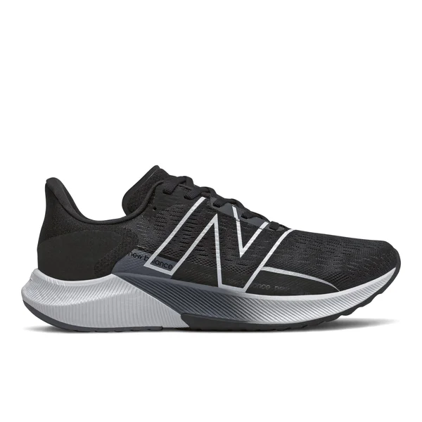 New Balance Men's Black FuelCell Propel V2 Running Shoes, Size: 11