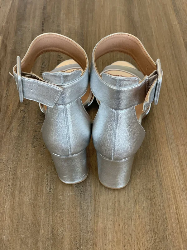 Chinese Laundry Rumor Sandal - Metallic - 10 M