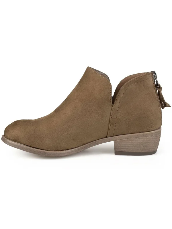Journee Collection Women's Livvy Bootie - Leopard