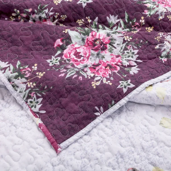Greenland Home Fashions Rose Touch 3-Piece King Quilt Set