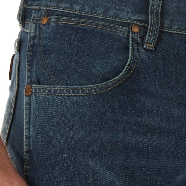 Wrangler Men's Retro Slim Boot Jean - River Wash