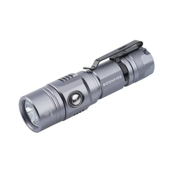 1000 Lumen Cree XP-L LED Rechargeable Flashlight Effective Range 255 M Soon Fire