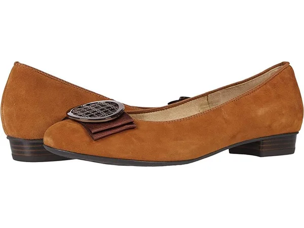 Ara Bambi Whiskey, 9.5, M