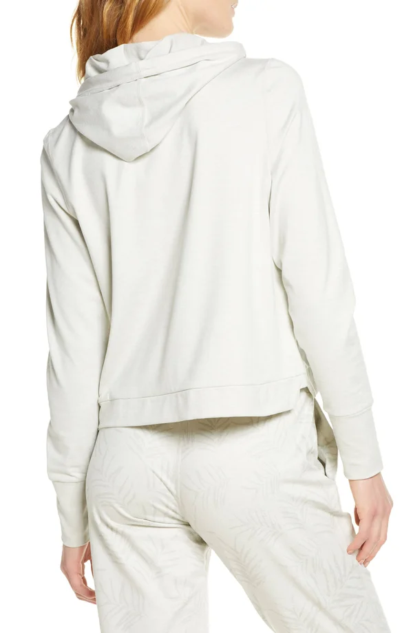 Vuori Women's Halo Essential Hoodie