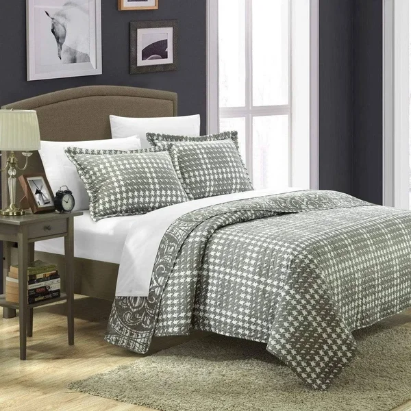Chic Home 3 Piece Napoli Reversible Printed Quilt Set, King, Beige