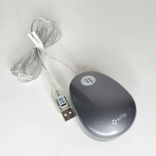 X-Rite i1Display 2 - Colorimeter - color calibrator
