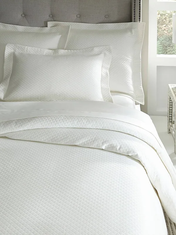 Sferra Bari Euro Sham - White