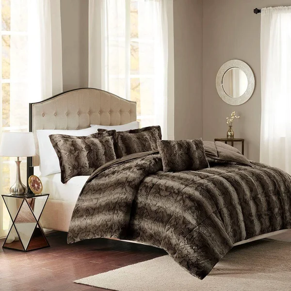 Madison Park Marselle Full/Queen 4pc Faux Fur Comforter Set Blush/Gray