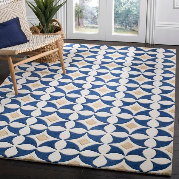 Safavieh Soho Rug SOH750A Ivory, Blue, 4' x 6'
