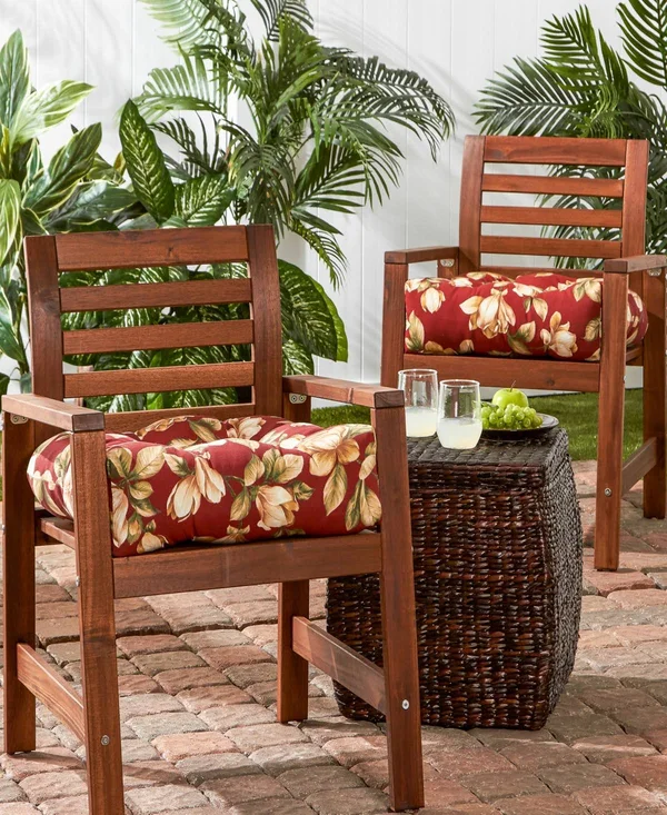 Greendale Home Fashions 20-inch Outdoor Chair Cushion (Set of 2) Timberland Floral