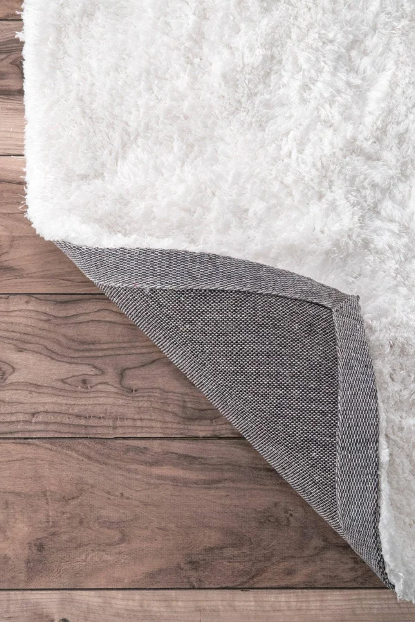 nuLOOM Maginifique Hand Tufted Shag Rug - 3& x 5&, Snow