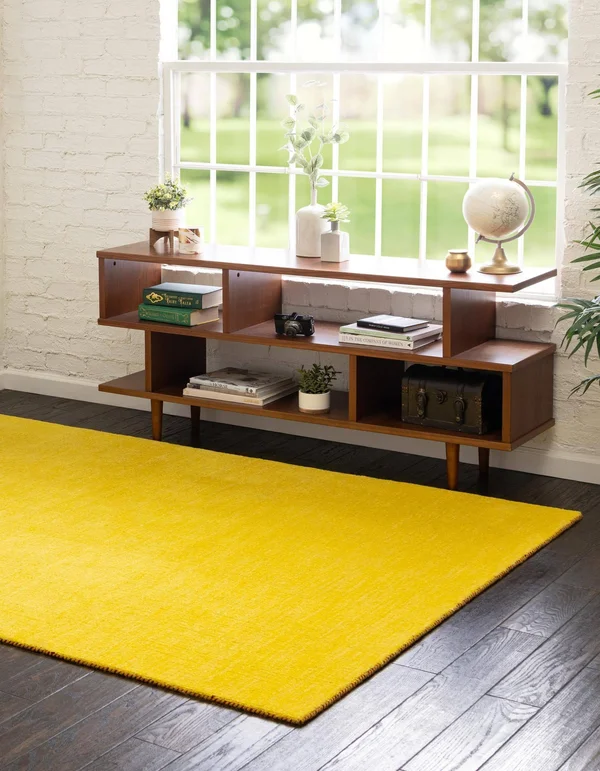 Unique Loom Solid Gava Yellow 6x9 Area Rug