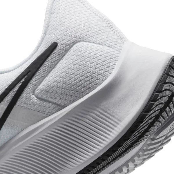 Nike Men's Air Zoom Pegasus 38 Running Shoes, White