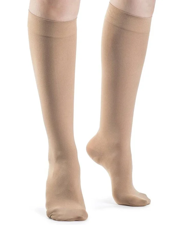 Sigvaris 842 Soft Opaque Women's 20-30 mmHg Knee High - Caramel, MS, Closed Toe