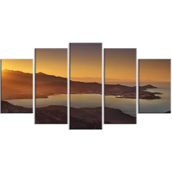 Design Art Portoferraio Bay Beach Aerial View - Extra Large Seashore Canvas Art - 60 in. Wide x 32 in. High - 5 Panels Diamond Sh