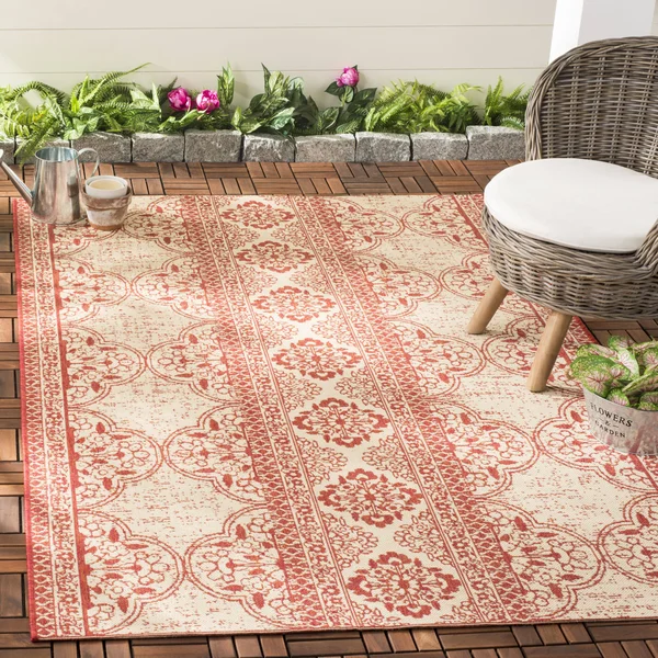 Safavieh 4& x 6& Beach House BHS174Q Red Creme Rug