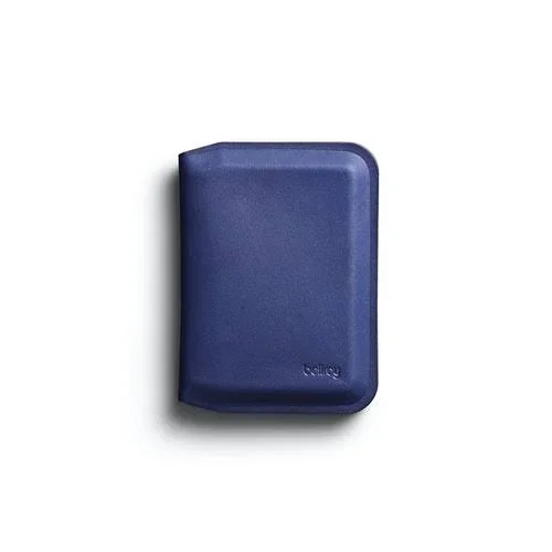 Bellroy Apex Slim Sleeve, Slim Molded Leather Wallet, Indigo