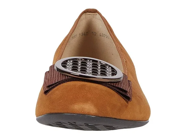 Ara Bambi Whiskey, 9.5, M