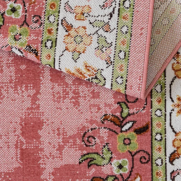 Lucerne 4x6 Rose Bohemian Area Rug