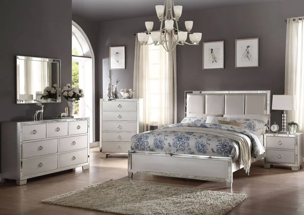 Acme Furniture Voeville II Chest, Platinum